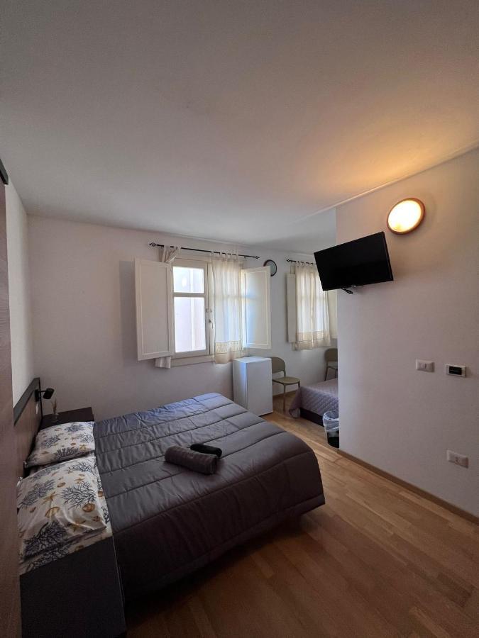 Il Vicoletto Guest House Porto Torres Exterior photo